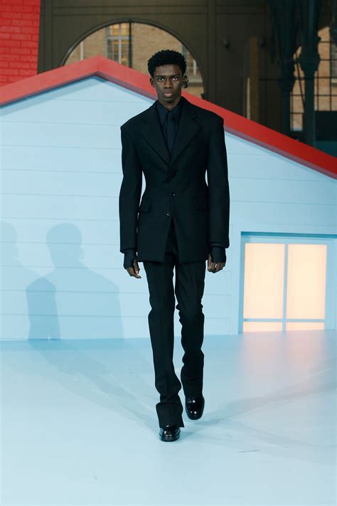 louis vuitton mens fw22|Louis Vuitton fall collection.